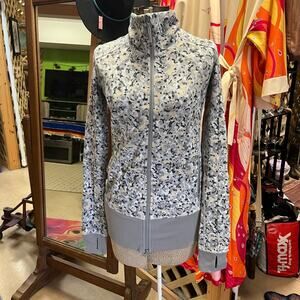 Lululemon Rise & Shine Jacket (E)